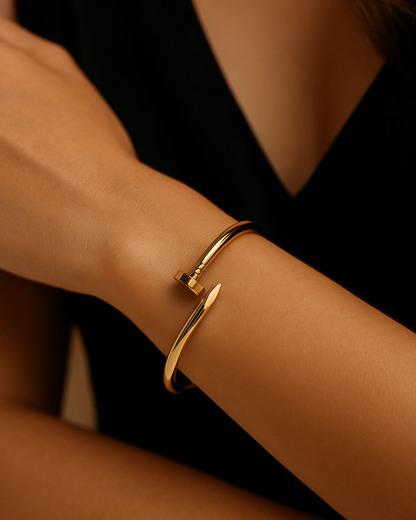 Classic Anti-Tarnish Nail-Inspired Bracelet– Timeless Elegance