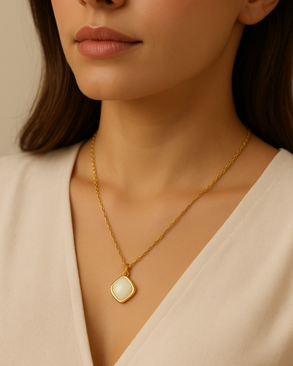 Daily Wear Necklace with Glossy Stone Pendant