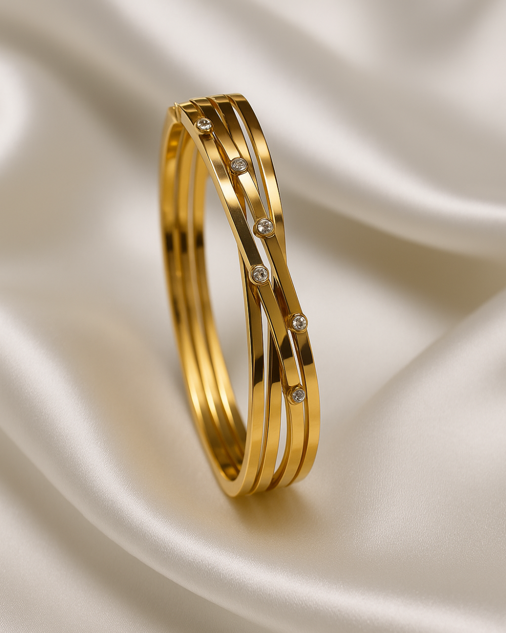 Stylish Layered Bracelet – Scratch Resistant & Waterproof