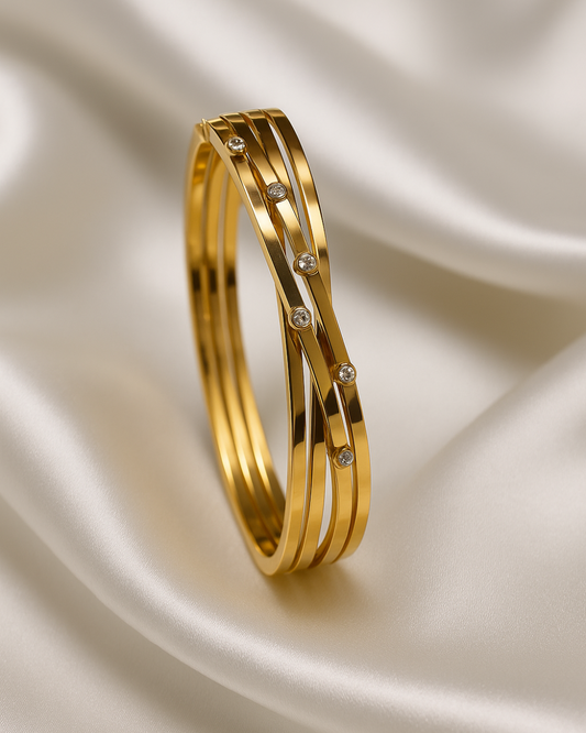 Stylish Layered Bracelet – Scratch Resistant & Waterproof