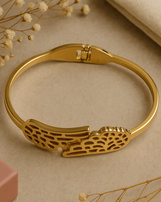 Elegant Gold Cutout Bracelet