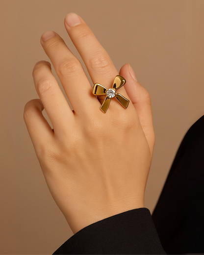 Glamorous Bow Shape Ring with Shiny CZ Stone