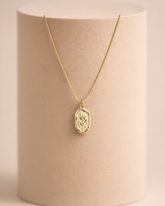 Everyday Elegance Gold Pendant Necklace