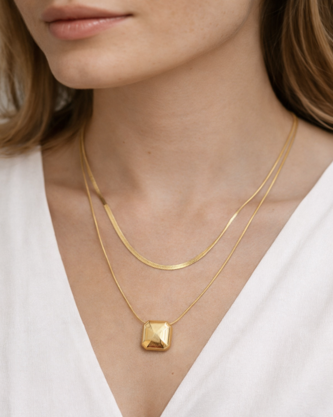 Elegant Double Layer Gold Necklace for Women