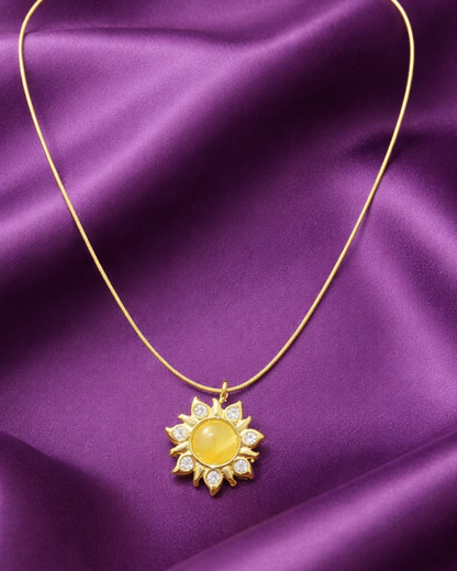 Elegant Sunflower Pendant Necklace | Lightweight Anti-Tarnish Jewelry