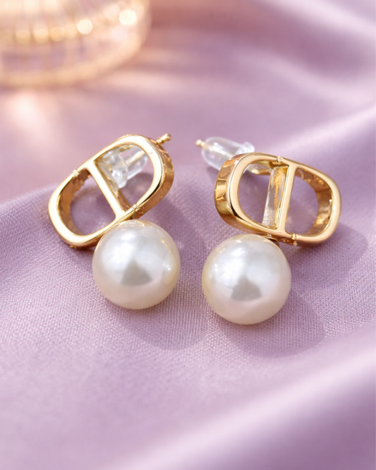 Chic Pearl Drop Earrings