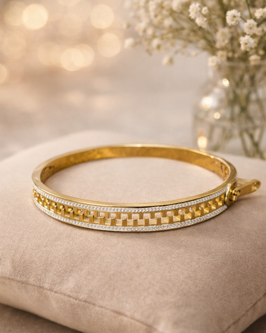 Zyra Chain Luxe Waterproof Bracelet