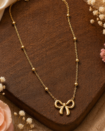 Minimal Cute Ribbon Design Necklace