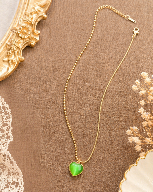 Minimal Green Aesthetic Heart Necklace