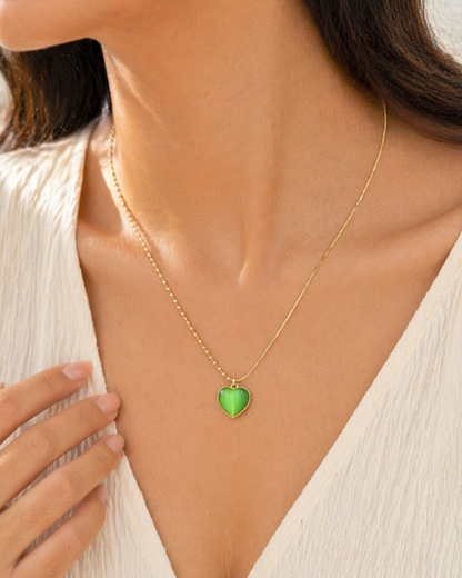 Minimal Green Aesthetic Heart Necklace