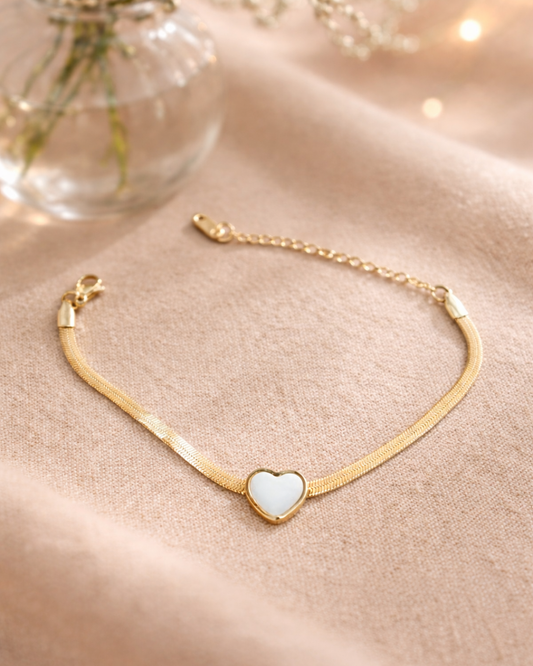 Gold Heart Chain Bracelet – Premium Minimal Jewelry