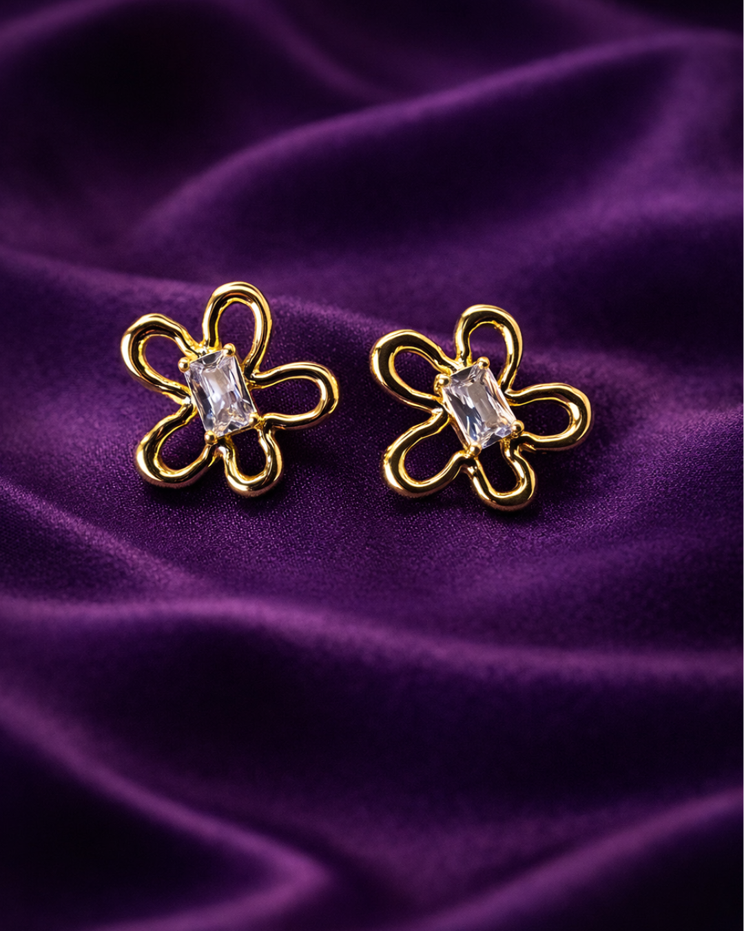 DaisyLuxe Minimal Gold Stud Earrings