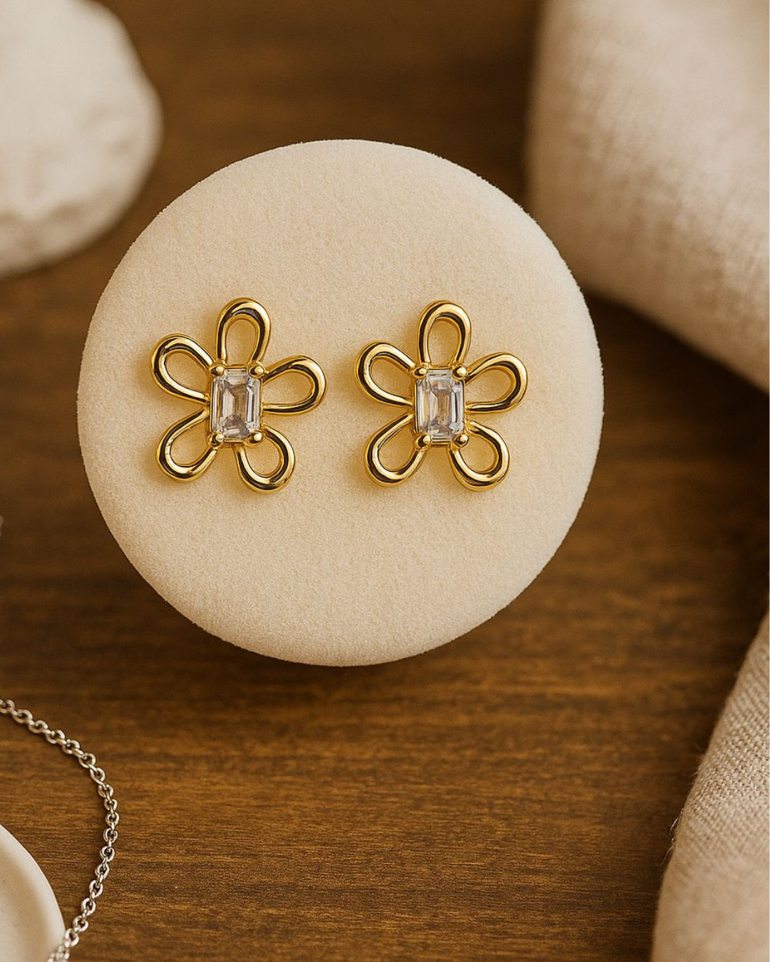 DaisyLuxe Minimal Gold Stud Earrings