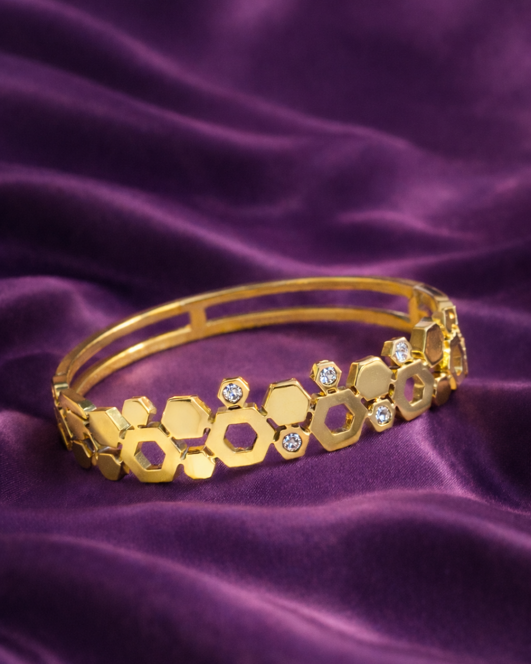 Hexagon Design Gold Anti-Tarnish Bracelet