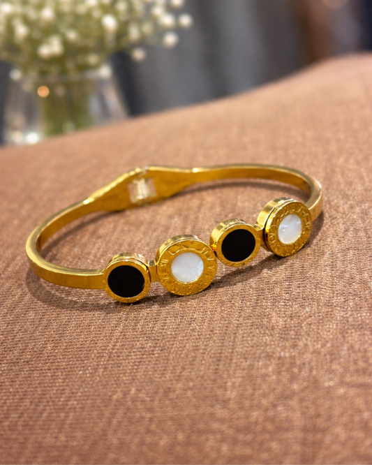 Chic Gold Cuff Bracelet with Contrast Stones for Women