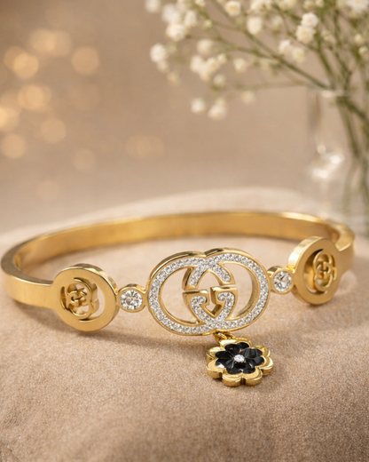 Luxury Gold Floral Charm Bracelet for Women